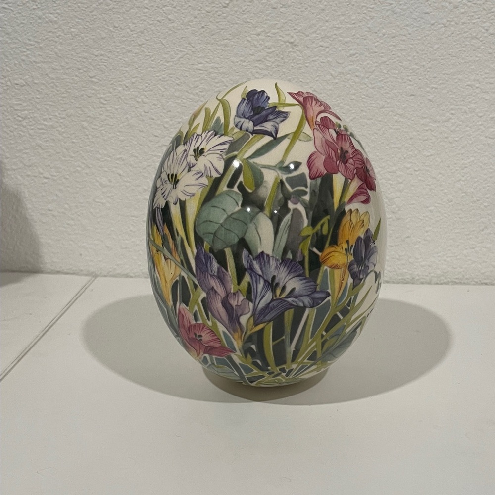 Floral Ceramic Egg Decor